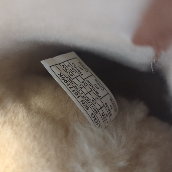 NWT UGG K Alexey II tan boots Sz kids 4 women 5.5 - Picture 11 of 11